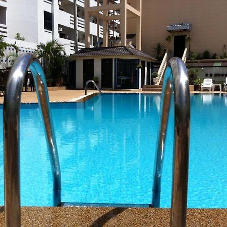 Marina Inn Pattaya Εξωτερικό φωτογραφία