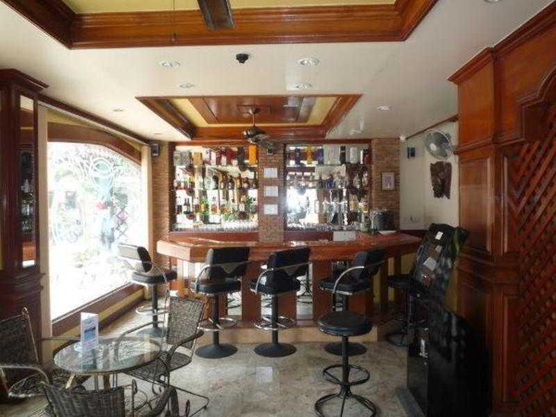 Marina Inn Pattaya Εξωτερικό φωτογραφία